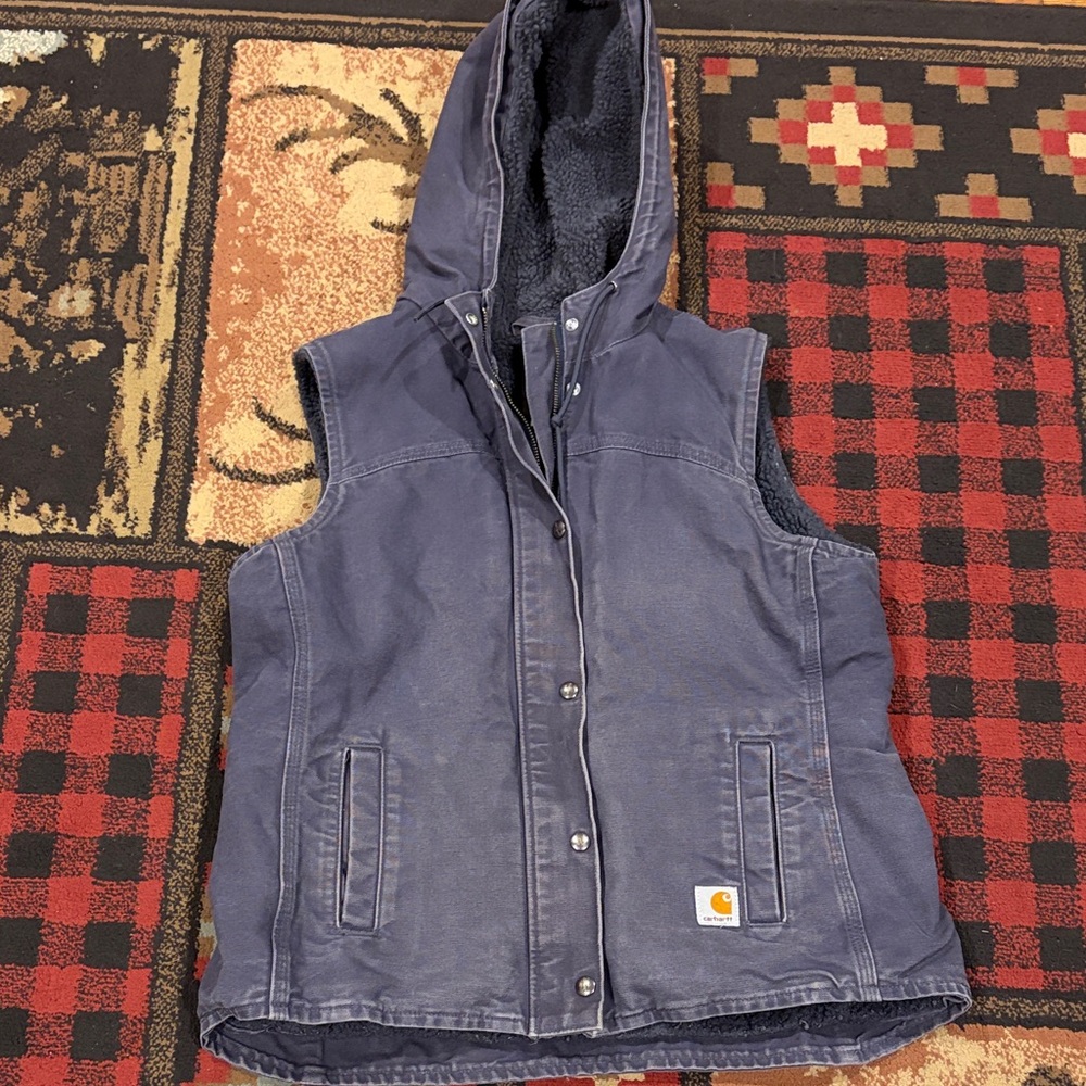 Womens vintage carhartt hooded Sherpa lined vest